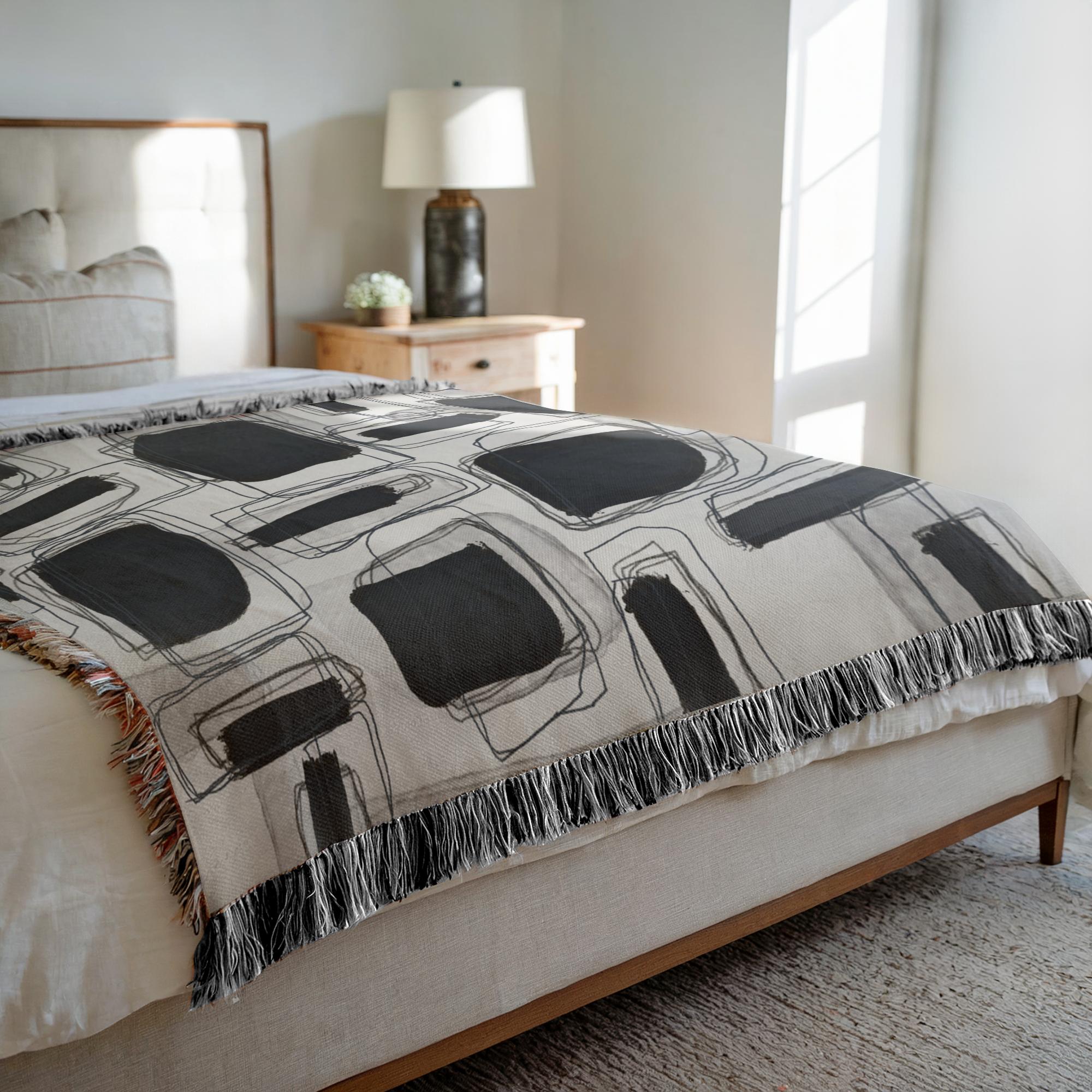 WovenBlanket_60x80_Photo-2025083001235184